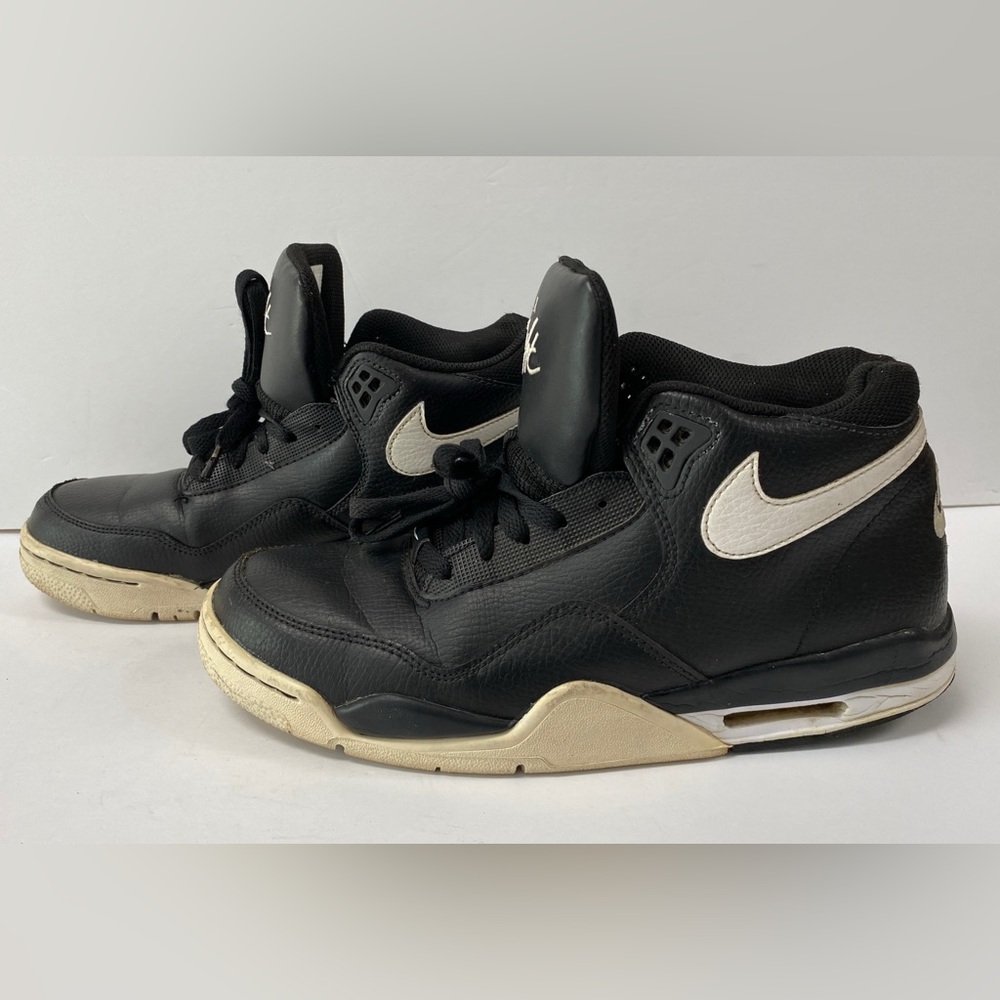 Nike Flight Legacy "Black/White" Size 8 - Game Play Work Shoe